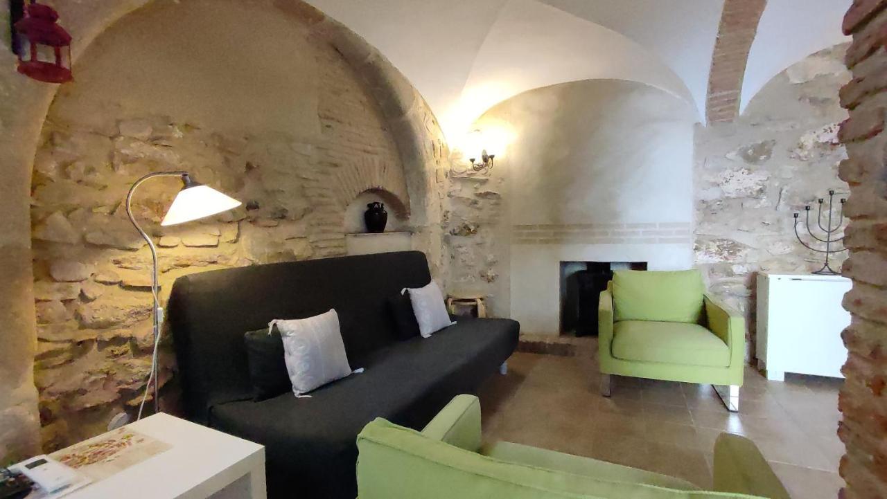 La Casina De Piedra Encanto - Parte Antigua De Caces Buitenkant foto